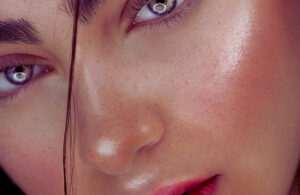 Read more about the article The Complete Guide to Oily Skin: Causes, Myths, and Skincare Tips